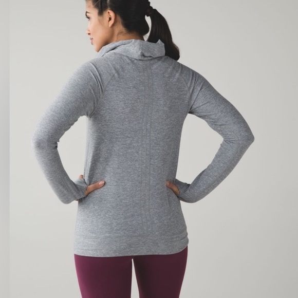 LULULEMON Make A Move Long Sleeve Funnel Neck Pullover - Picture 4 of 10